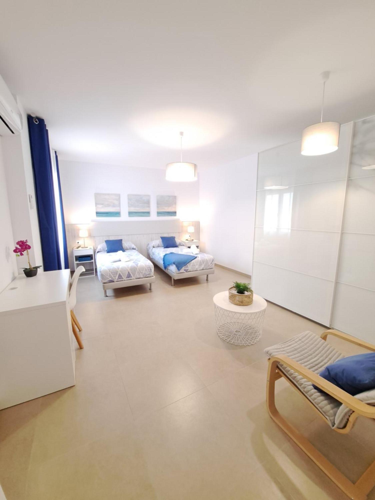 מאלגה Villa Las Tres J מראה חיצוני תמונה