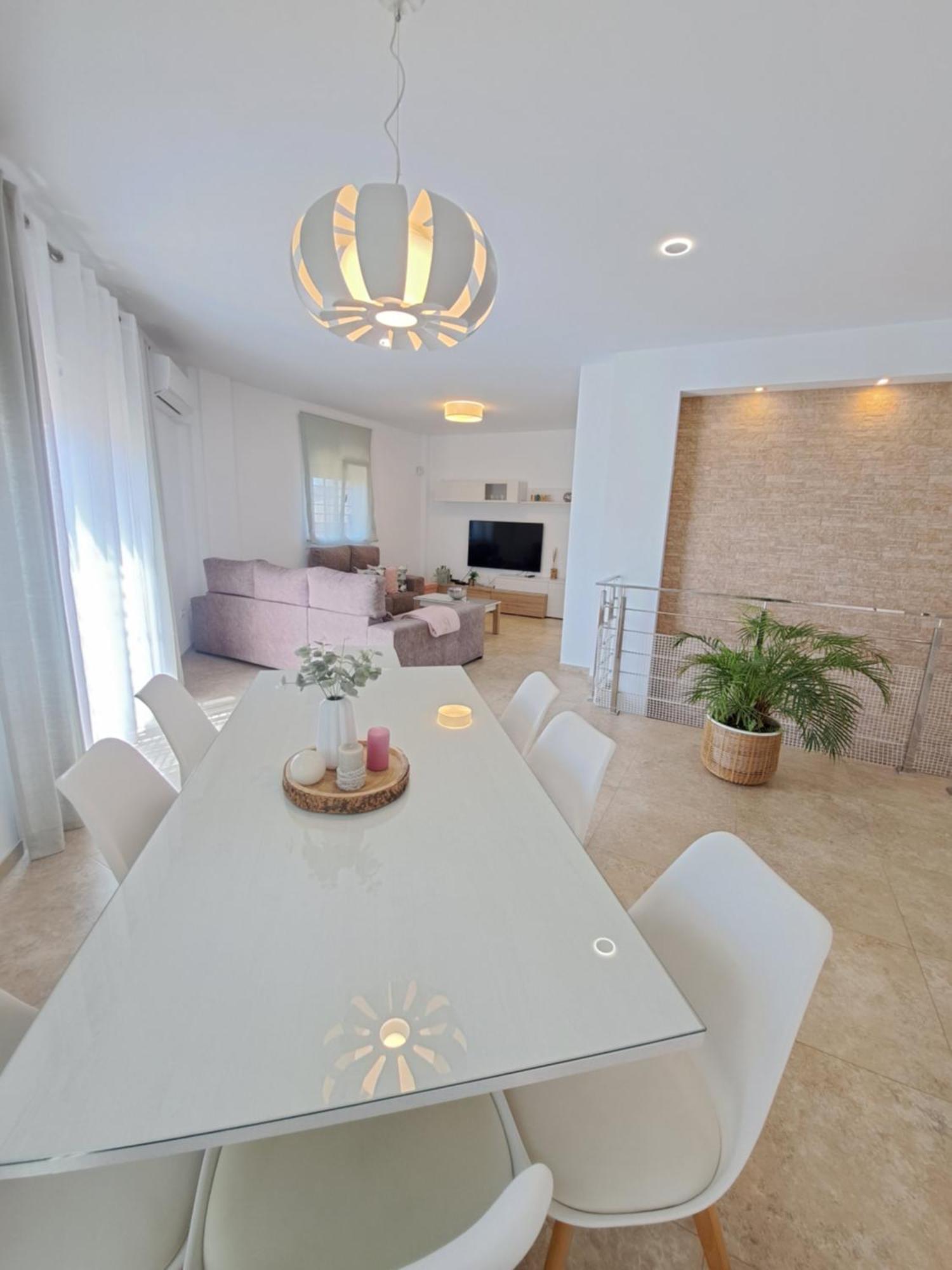 מאלגה Villa Las Tres J מראה חיצוני תמונה